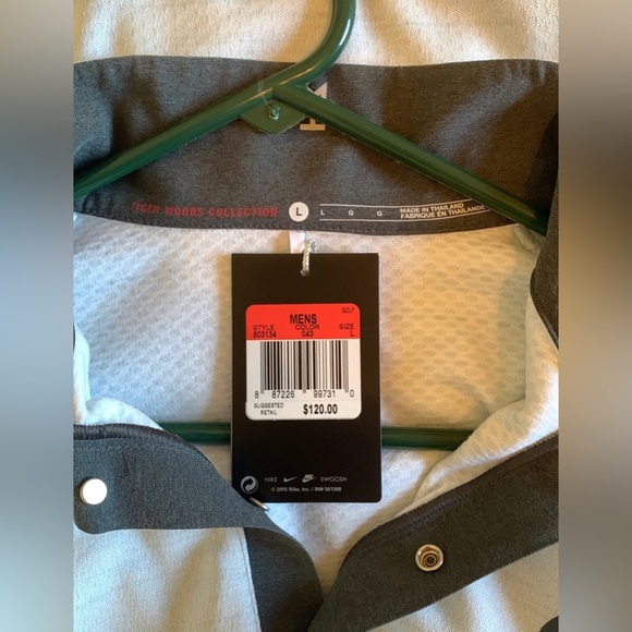 Nike Pullover - Picture 3 of 3